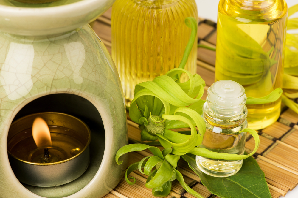 Benefits of ylang ylang essential oil